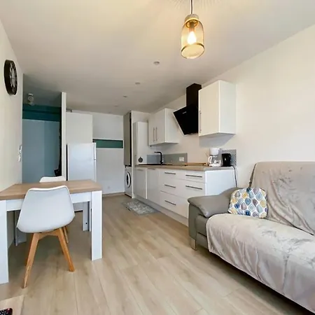 Le Pierre - T2 Refait Apartman *